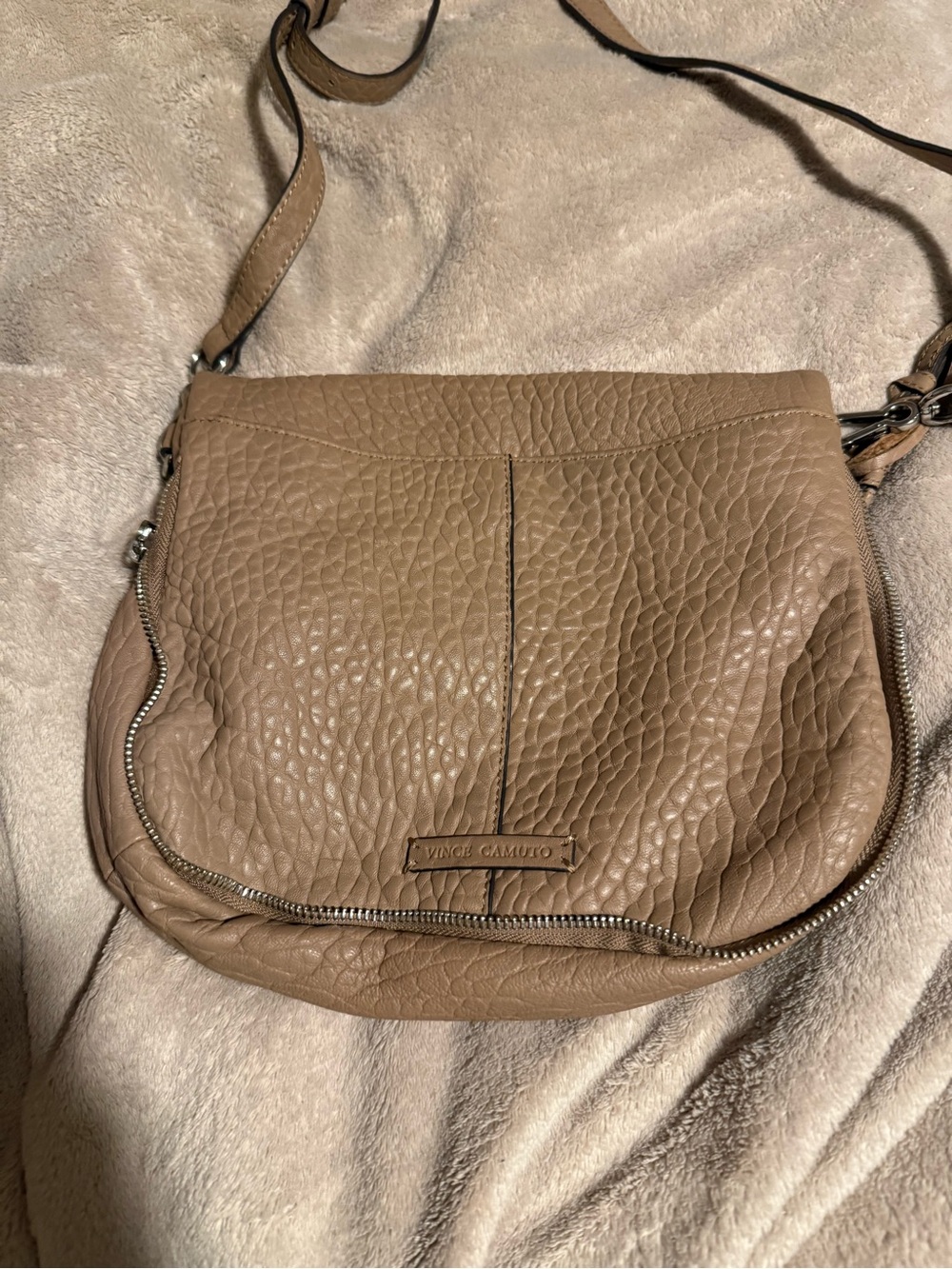 Vince Camuto Pebbled Leather Shoulder Bag in Dusty Blush - Picture 3 of 7